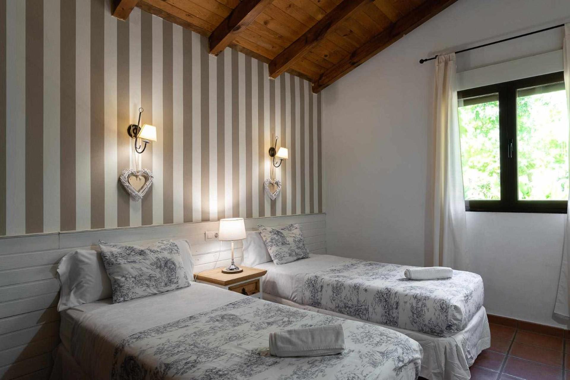 El Manantial Del Fresno Casas Rurales En Hervas Phòng bức ảnh